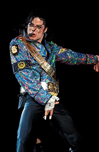 NY TREND: Michael startet nye dansetrender med sine opptredener på scenen.