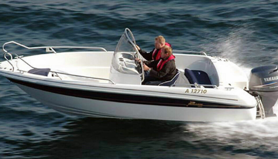 Yamarin 56 CC: Styringen i senter