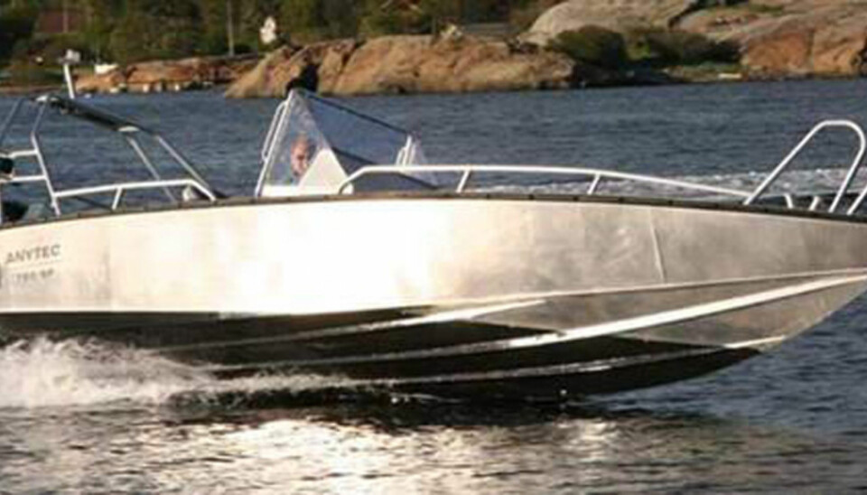 Superrask med Yamaha V8