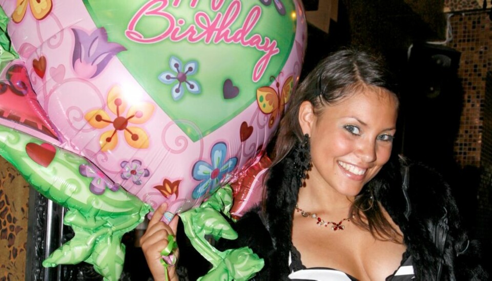 STORSTILT FEIRING: Mira Craig feiret 26-årsdag med familie, venner og kolleger.