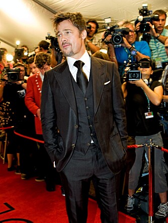 TAVEL I TORONTO: Brad Pitt på visningen av "Burn After Reading" under filmfestivalen i Toronto fredag.