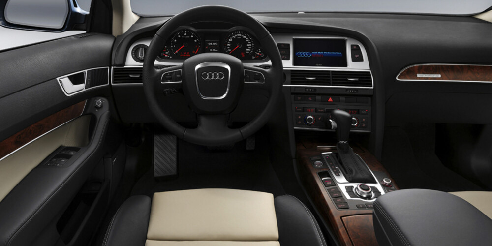 Utstyrslista er blitt mer omfattende. Nå kan du få Audi A6 med filskiftvarsler og filholdingsassistent. Utstyrslista er blitt mer omfattende. Nå kan du få Audi A6 med filskiftvarsler og filholdingsassistent.