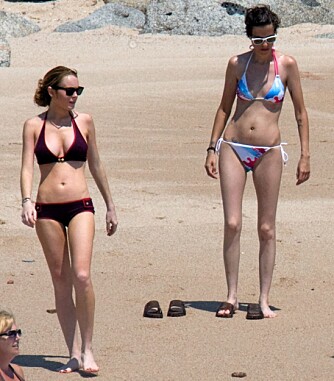 FLOTTE FORMER: Lindsay Lohan og Samantha Ronson har begge flott, kvinnelige former, og viser de gjerne franm på stranda.