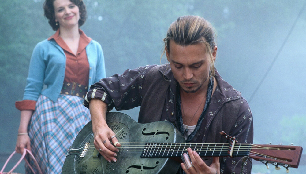 Sigøyneren Johnny Depp sjarmerte i filmen Chocolat fra 2000.