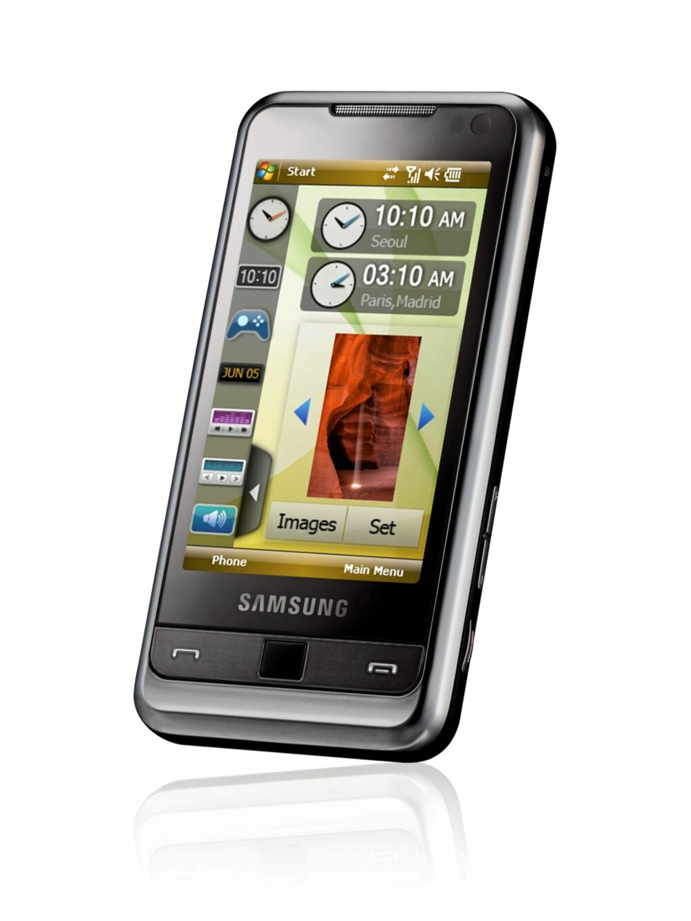 HAR MER: Samsung Omnia i900 har mer funksjonalitet enn iPhone og kommer med Windows Mobile.