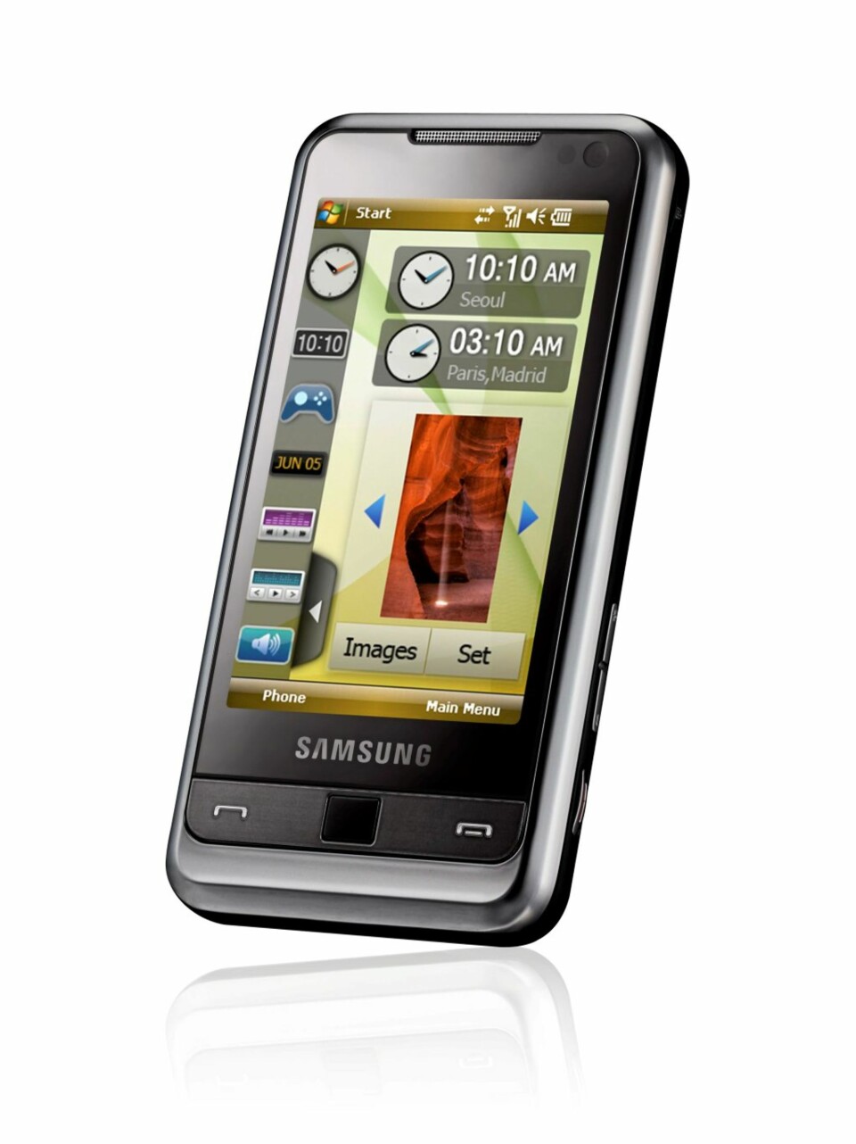 HAR MER: Samsung Omnia i900 har mer funksjonalitet enn iPhone og kommer med Windows Mobile.