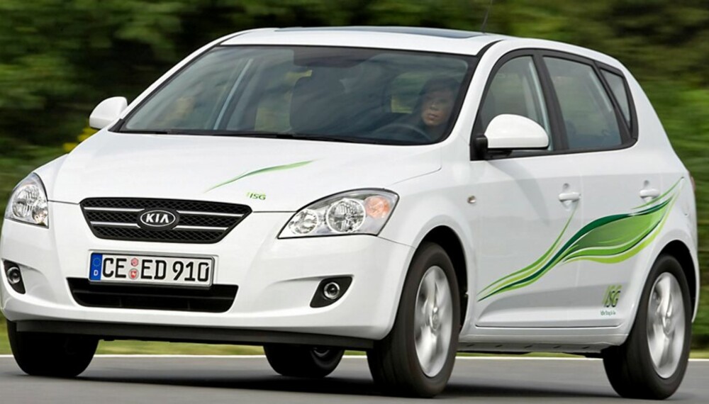 HYBRID: Kia Cee'd som hybrid og med stop-and-go.