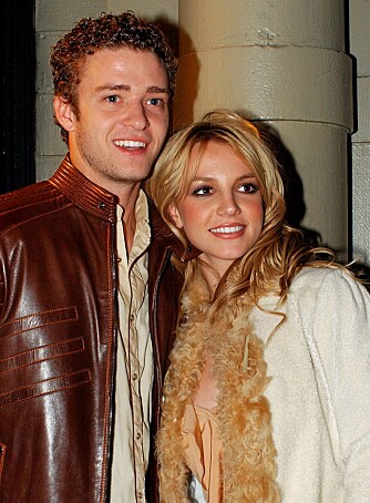 PUPPY LOVE: Justin Timberlake og Britney Spears var sammen i mange år i ungdomstiden. Her er de i 2001.