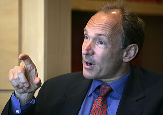 FANT OPP WWW: Tim Berners-Lee regnes som mannen som fant opp «World Wide Web». I 1989 satt han opp verdens første webserver på forskningsinstituttet CERN. To år senere ble det presentert for verden og Internett eksploderte.