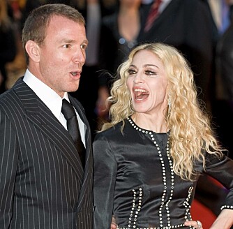 REDDER EKTESKAPET: Madonna og Guy Ritchie holder seg helst utenfor storbyen