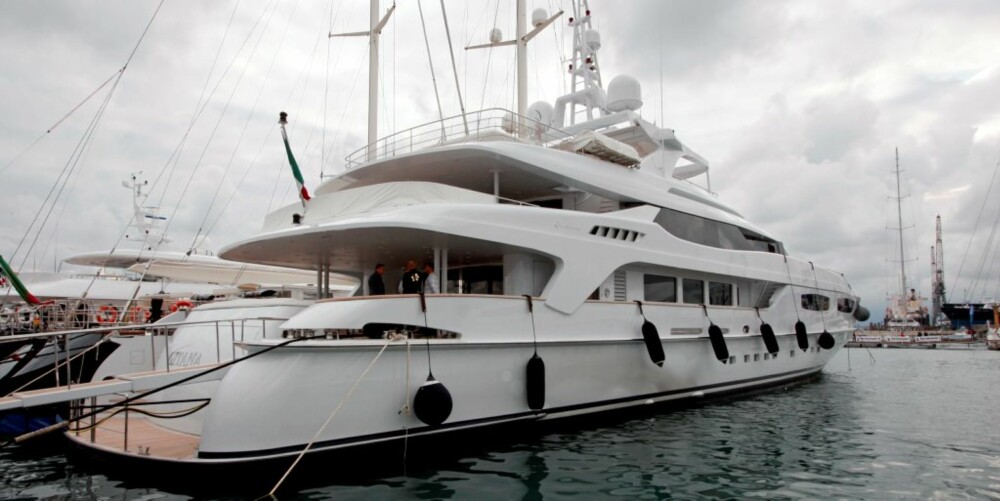 Gitana på 54 meter er den største på det 48. Genoa Boat Show.