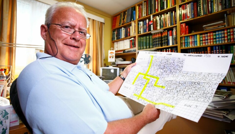 -Jeg har sluttet å løse kryssord, det får holde å lage dem, sier Jarle Teigland.