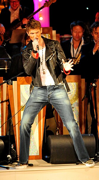 Tore André Flo debuterte som rockesanger.