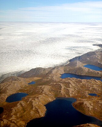 ISMASSER: Rundt 85 prosent av Grønland er dekt av is. Noen steder er isen 3200 meter tykk.