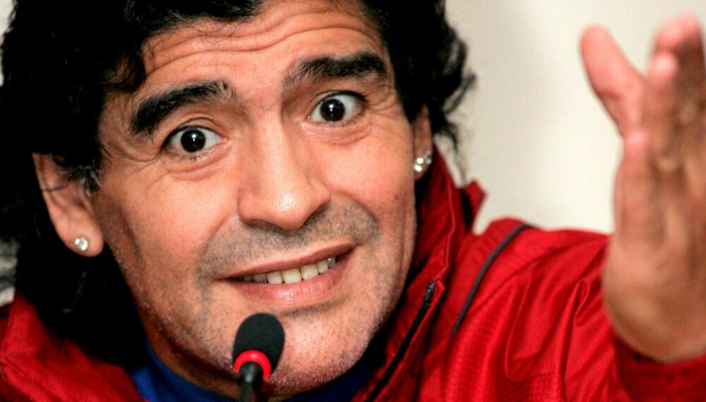 COMEBACK KID: Diego Maradona gikk fra å verdens mest tiljublede fotballspiller til å bli et overvektig kokainvrak. Nå er fotballguden tilbake.