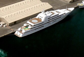 Dubai - verdens største yacht før ""Eclipse"" sjøsettes neste år.