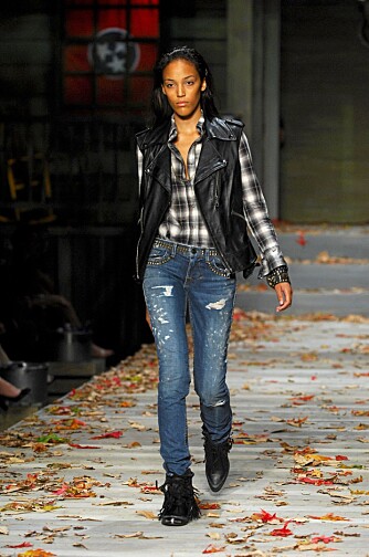 FOR HENNE: Ruter, skinn og denim i herlig blanding. FOR HENNE: Ruter, skinn og denim i herlig blanding.