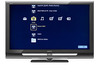 Brukergrensesnittet består av Sonys Xross Media Bar som du blant annet finner på Playstation 3 og PSP.