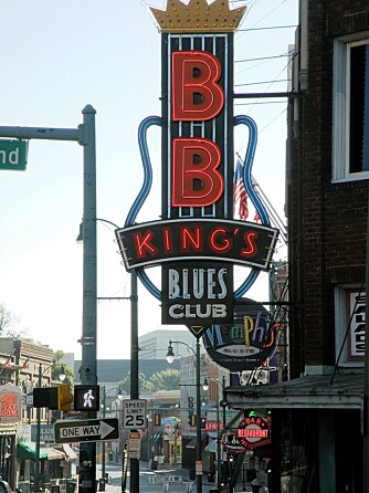 BLUES TIL DESSERT: Etter å ha lært alt om Mississippi, smaker det godt med en kald øl og god musikk i B.B. King`s egen pub!