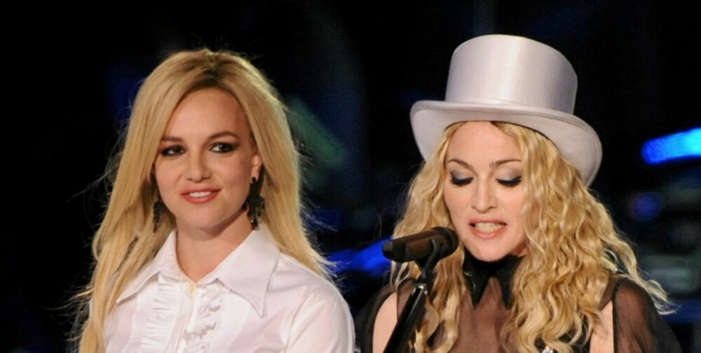 SÅNN VIL JEG BLI:  Britney følte seg nok litt som en grå mus sammen med popdronningen under konserten i LA.