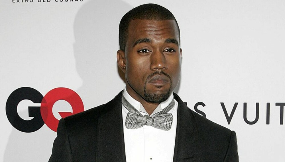 MOTE-BURSDAG: Kanye West feiret 30-årsdagen sin på Louis Vuittons flaggskip-butikk i New York. Nå vil han gjerne «gå i læra» hos LV.