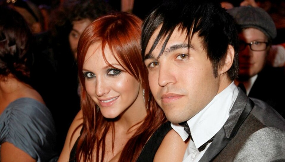 MOR OG FAR: Ashlee Simpson og Pete Wentz ble foreldre til lille Bronx Mowgli i november.