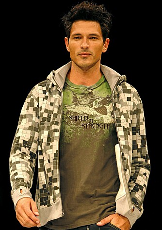 KJEKKAS: Andres Velencoso Seguro har jobbet som modell i mange år. KJEKKAS: Andres Velencoso Seguro har jobbet som modell i mange år.
