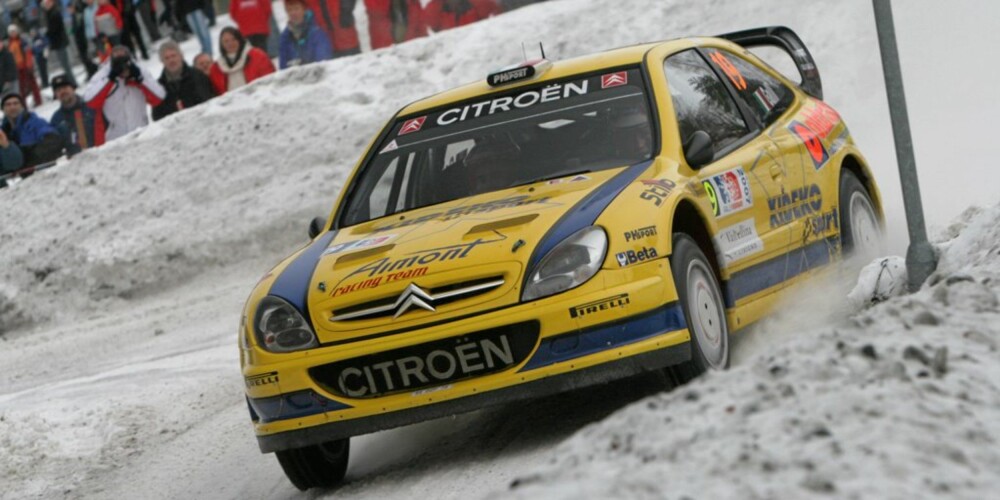 CITROËN XSARA: Gigi Galli kjørte en Citroën Xsara i den norske VM-runden for to år siden. Petter Solberg håper bilen fortsatt er konkurransedyktig.