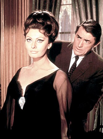 VAKKER OPPSETNING: Sophia Loren var kjent for sitt oppsatte hår. Her fra 1965.