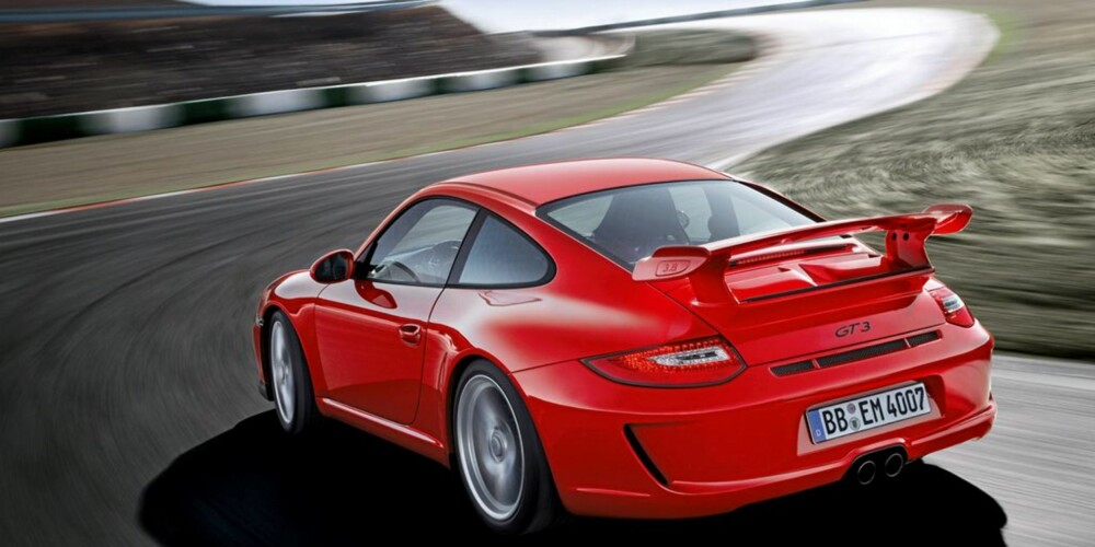 FART: Når du ser en GT3 på veien, er det stor sjanse for at er fra denne vinkelen. FART: Når du ser en GT3 på veien, er det stor sjanse for at er fra denne vinkelen.