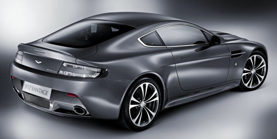 KJAPP BIL: 0-100 km/t går unna på 4,2 sekunder. Toppfarten er 305 km/t.