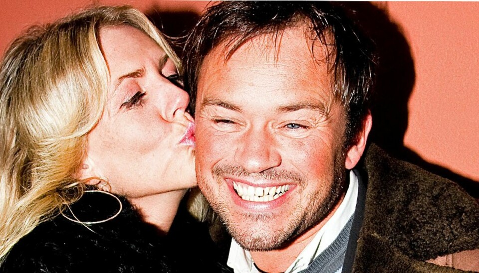 STRÅLER AV LYKKE: Kristin Spitznogle og Mikkel Gaup trives åpenbart i hverandres selskap. Ryktene om brudd har de tilbakevist ved å ta seg en kjærlighetstur til Asia.