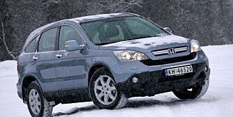 SÆREGEN DESIGN: Honda CR-V markerer seg i kompakt-SUV-klassen med et særegent design.