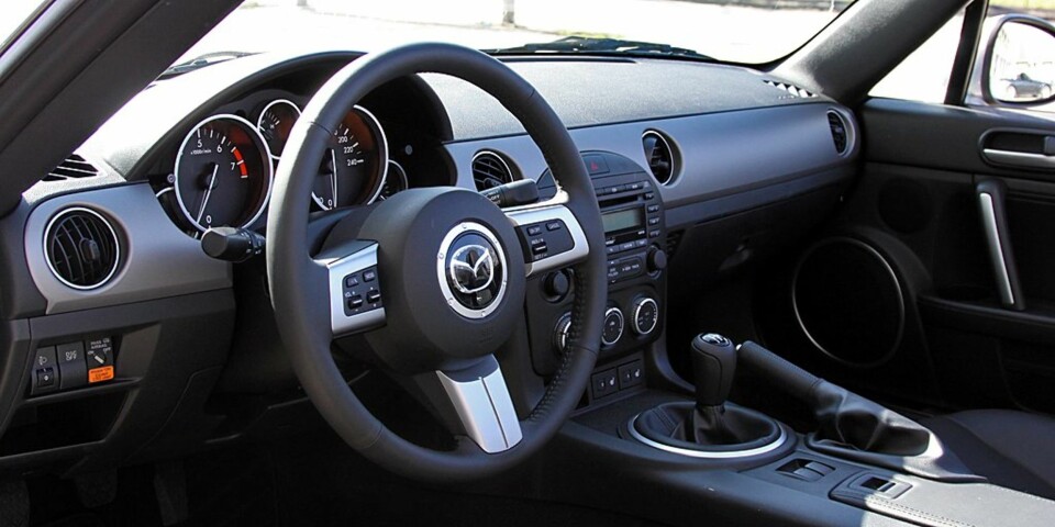 BEDRE MILJØ: MX-5 er blitt litt friskere innvendig enn forgjengeren.