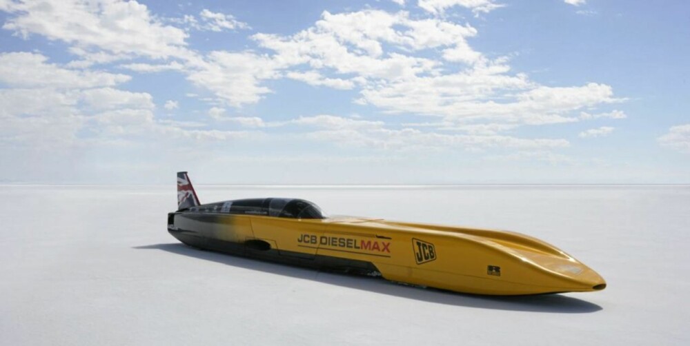 JCB Dieselmax satte verdensrekord for dieselbiler med 510 km/t, ved hjelp av teknikk fra Ricardo. JCB Dieselmax satte verdensrekord for dieselbiler med 510 km/t, ved hjelp av teknikk fra Ricardo.