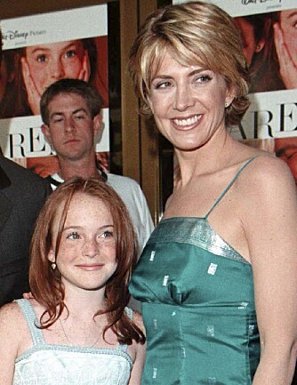 Lindsay som 11-år gammel filmstjerne sammen med Natasha Richardson. - Hun behandlet meg som en datter, sier Lindsay.