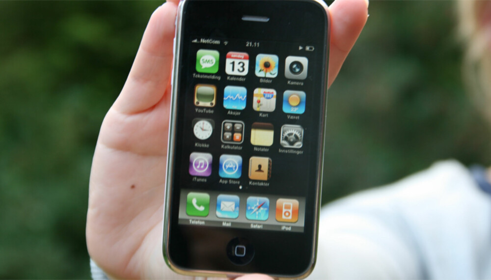 SAMME DAG: Samtidig som Telenor nå får selge iPhone, setter NetCom ned prisene sine.