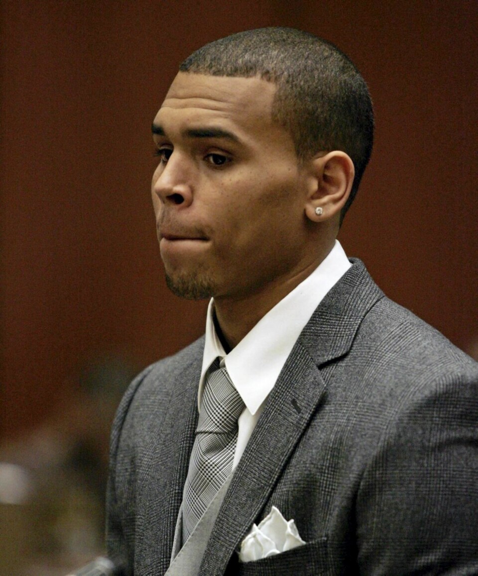 Rihanna er redd Chris Brown kan finne på å dra en Rick Solomon (Paris Hiltons ekskjæreste) og lekke private sexopptak til utenforstående.