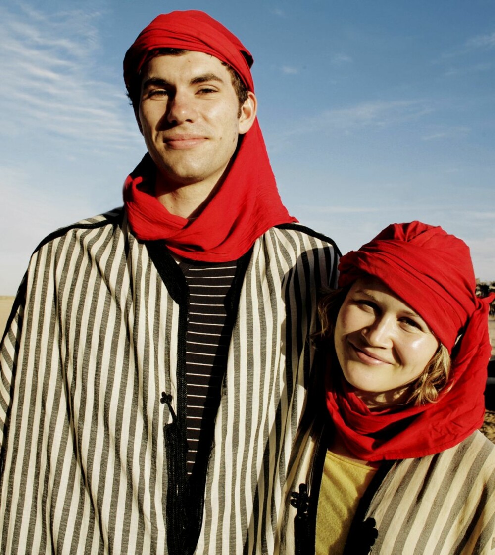 PÅ TUR: Karin Björkman og Fredrik Andersen har reist fra Lindköping for å se Sahara.