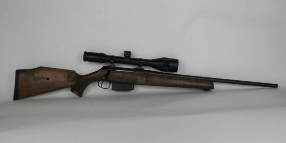 Sauer 202 Jaktmatch er jegerens versjon av Sauer 200 STR.-DFS rifla. (Foto: Jørund Lien)