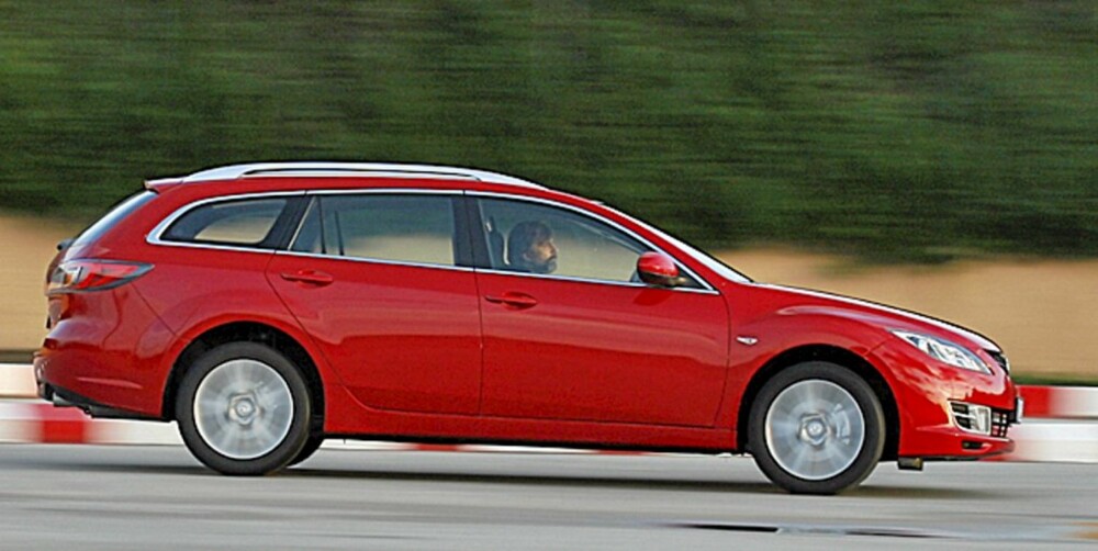 VÅR FAVORITT: Mazda 6 ble nærmest enstemmig kåret som vår favoritt i mellomklassen. VÅR FAVORITT: Mazda 6 ble nærmest enstemmig kåret som vår favoritt i mellomklassen.