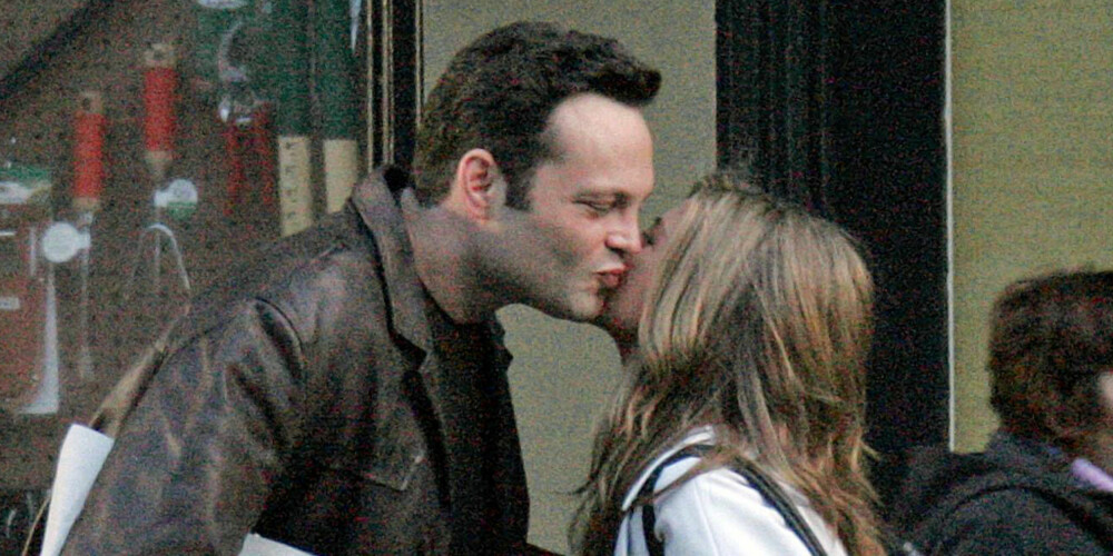 TRØSTE-VINCE: Jennifer ble sammen med skuespiller Vince Vaughn etter sklsmissen fra Brad i 2005. Desember året etter var det slutt.
