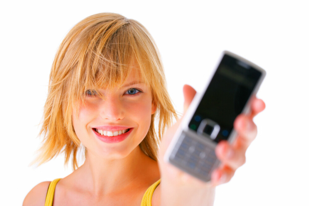 BRUK MOBILEN: Du kan blogge via mobilen ved å sende bilder eller meldinger direkte til bloggen din. BRUK MOBILEN: Du kan blogge via mobilen ved å sende bilder eller meldinger direkte til bloggen din.