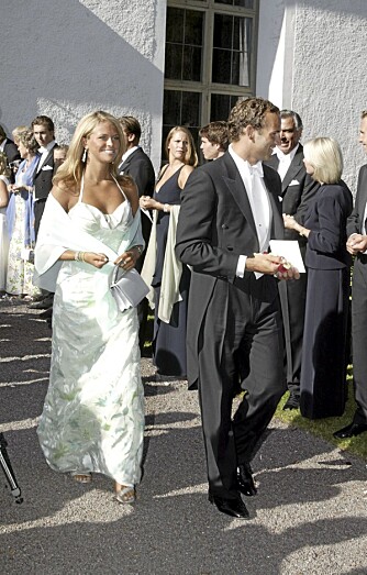 UBESTEMT TID: Det flotte paret gifter seg først etter kronprinsesse Victoria og Daniel Westling.