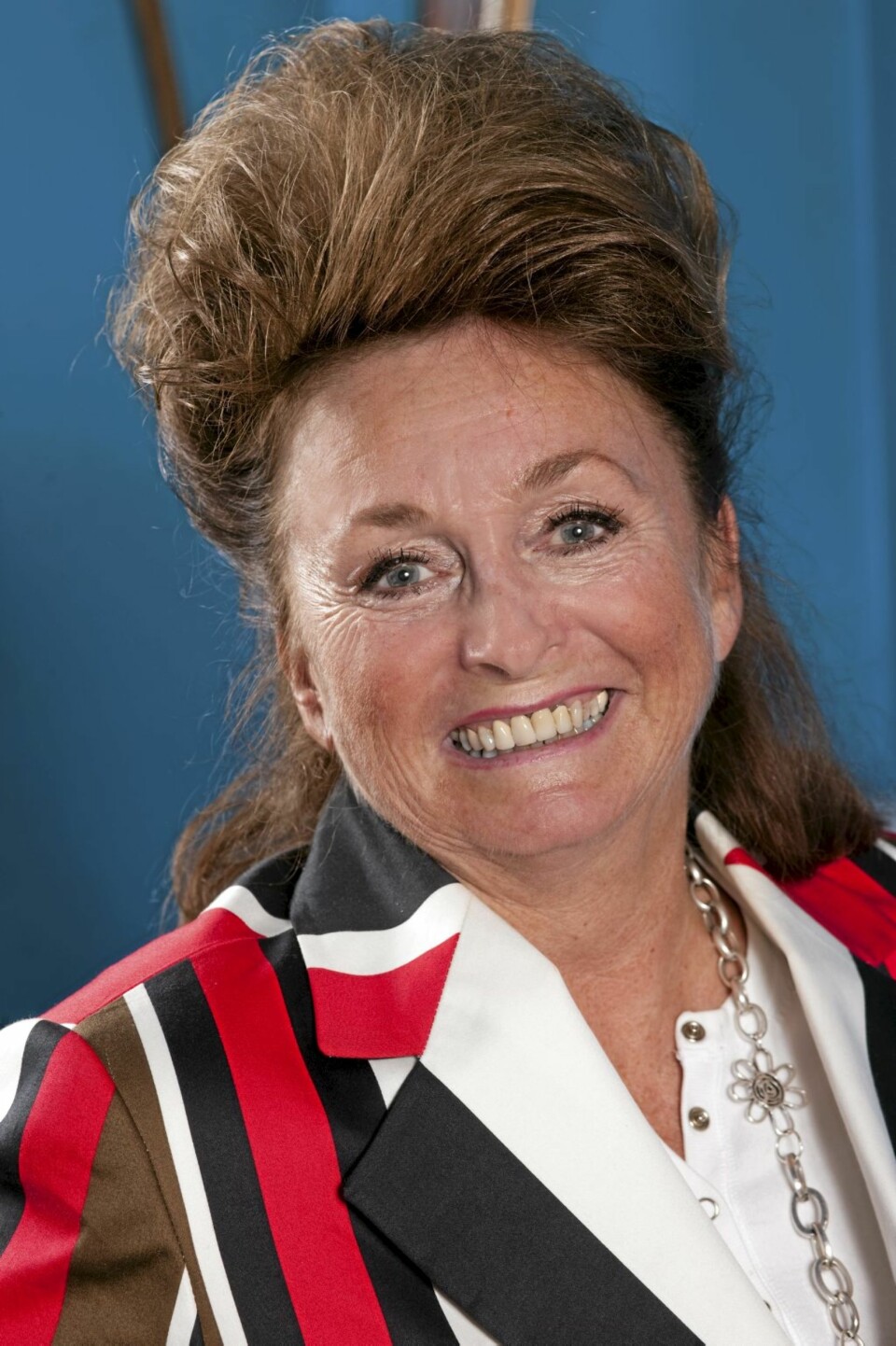 ELI: Snart pensjonert fra Stortinget. Gift med Carl. Ikke sikker på hva hun skal gjøre til høsten.