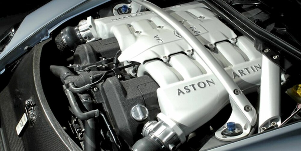 DYREST: Med britisk luksus og enorm V12'er følger selvfølgelig en stor prislapp og en haug med avgifter. Aston Martin DB9 havner nederst på listen.