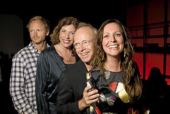 ARTIG GJENG : Harald Eia, Helen Vikstvedt, Trond-Viggo Torgersen og Marte Stokstad skal underholde oss med «Den norske humor».