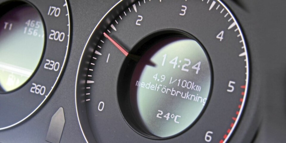 0,49 L/MIL: Ved blandet kjøring er Volvo V70 DRIVé oppgitt til et forbruk på 0,49 liter per mil. På landeveien synker vi enda lavere.