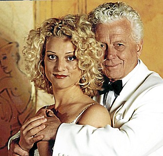 POPULÆR: Sammen med Toralv Maurstad spilte Henriette Lien i de aller første episodene av serien, som hadde premiere i 1998.