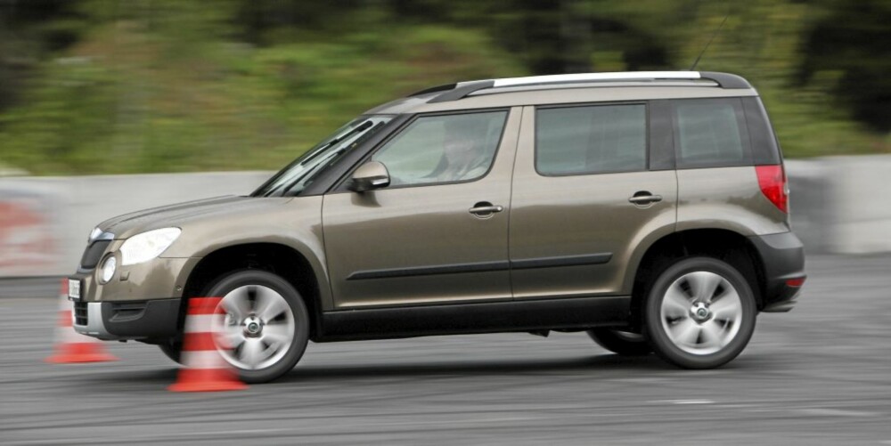 VALGMULIGHETER: Du kan bli Yeti eier fra under 240 000 kroner med en forhjulsdreven 1,2 TSI med 105 hk. Rimeligste versjon med firehjulsdrift en 110 hk diesel til 299 900 kroner. VALGMULIGHETER: Du kan bli Yeti eier fra under 240 000 kroner med en forhjulsdreven 1,2 TSI med 105 hk. Rimeligste versjon med firehjulsdrift en 110 hk diesel til 299 900 kroner.